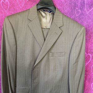 Men’s suit